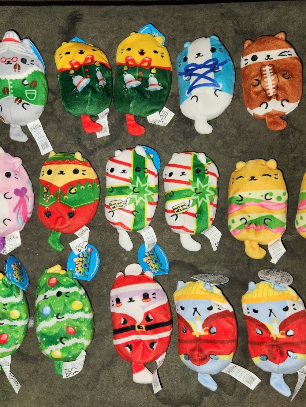 Lot 2 Cats Vs Pickles Assorted Holiday Character Plush Lot